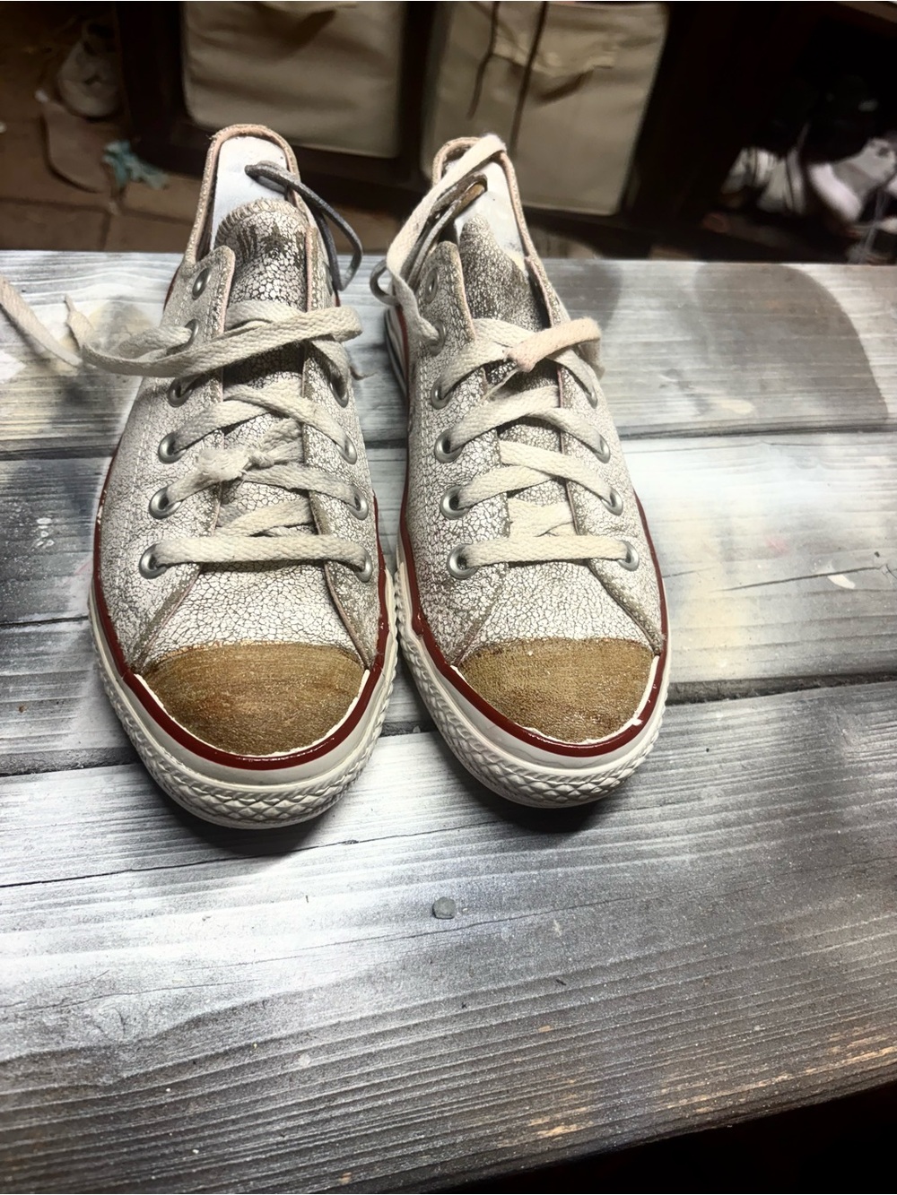 Converse Chuck Taylor All Star sneakers in silver & white, size women’s 7.5